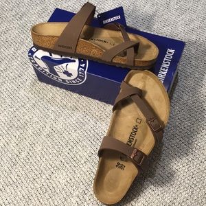 WMNS Birkenstock Mayari Birko Flor Sandals